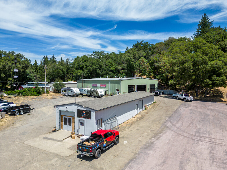8479 East Rd, Redwood Valley, CA à vendre - Photo de l’immeuble – Image 2 sur 36