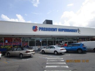 Plus de détails pour 450 NE 125th St, Miami, FL - Bureau/Local commercial à louer