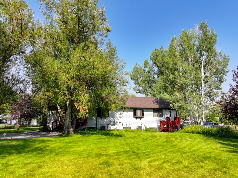 890 N 2nd St, Lander, WY à vendre - Photo de l’immeuble – Image 3 sur 38