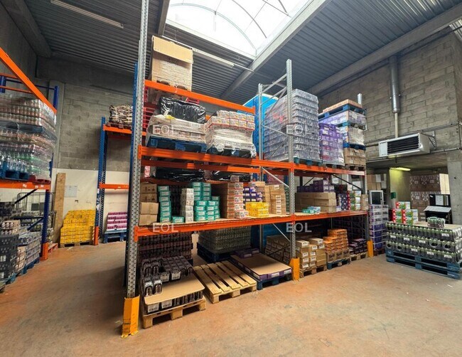 Plus de détails pour Industriel/Logistique à louer