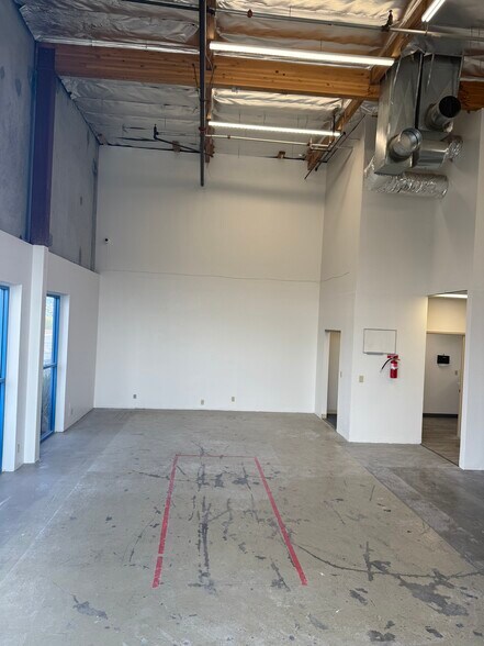 1514-1518 Moffett St, Salinas, CA à louer - Photo de l’immeuble – Image 3 sur 8
