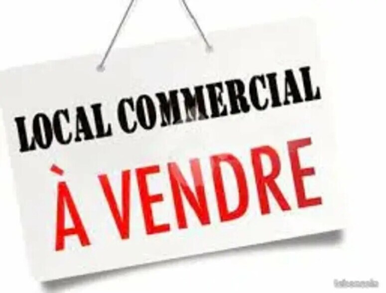 Local commercial dans Lons à louer - Photo de l’immeuble – Image 1 sur 2