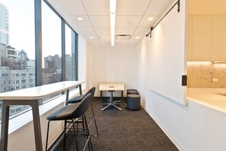 136 E 57th St, New York, NY à louer Photo de l’immeuble– Image 1 sur 10