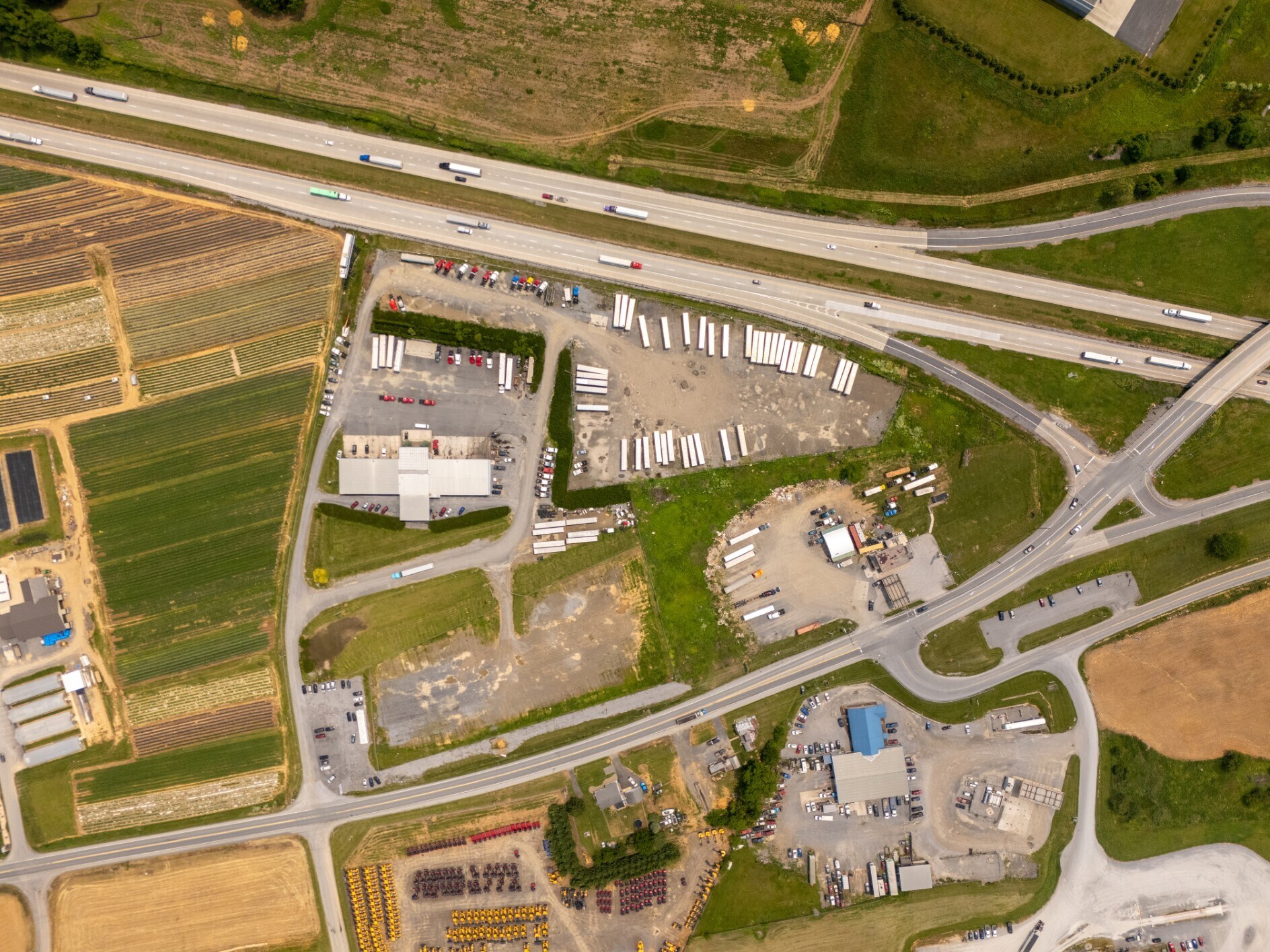 23 Truck Tech way, Shippensburg, PA à vendre Photo de l’immeuble– Image 1 sur 9