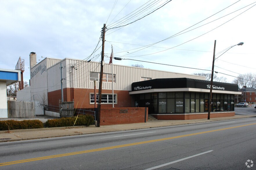 2525 Bardstown Rd, Louisville, KY à louer - Photo de l’immeuble – Image 2 sur 4
