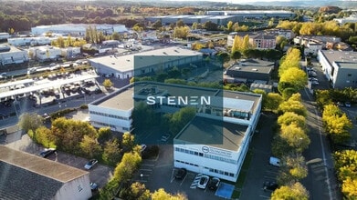 118 Avenue Francis Perrin, Rousset, BDR - Vue aérienne  vue de carte - Image1