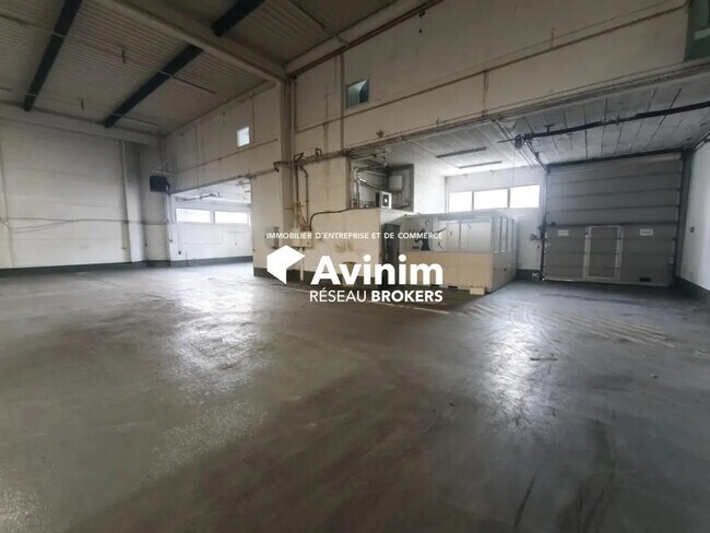Plus de détails pour Industriel/Logistique à louer