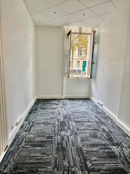 Bureau dans Paris à louer - Photo de l’immeuble – Image 3 sur 5