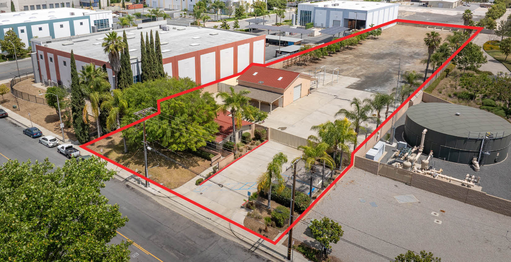 2023 S Bon View Ave, Ontario, CA à vendre Photo de l’immeuble– Image 1 sur 14