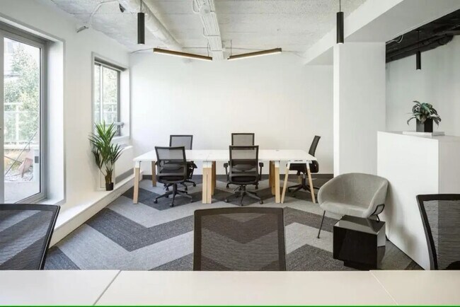 Plus de détails pour 43-45 Avenue De Clichy, Paris - Coworking à louer