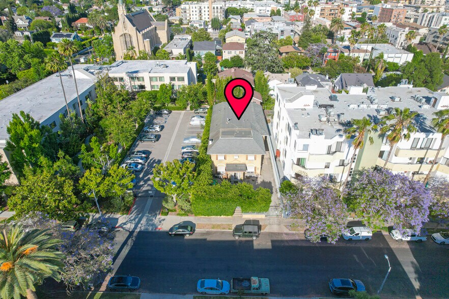 320 Westminster Ave, Los Angeles, CA à vendre - Photo de l’immeuble – Image 2 sur 8