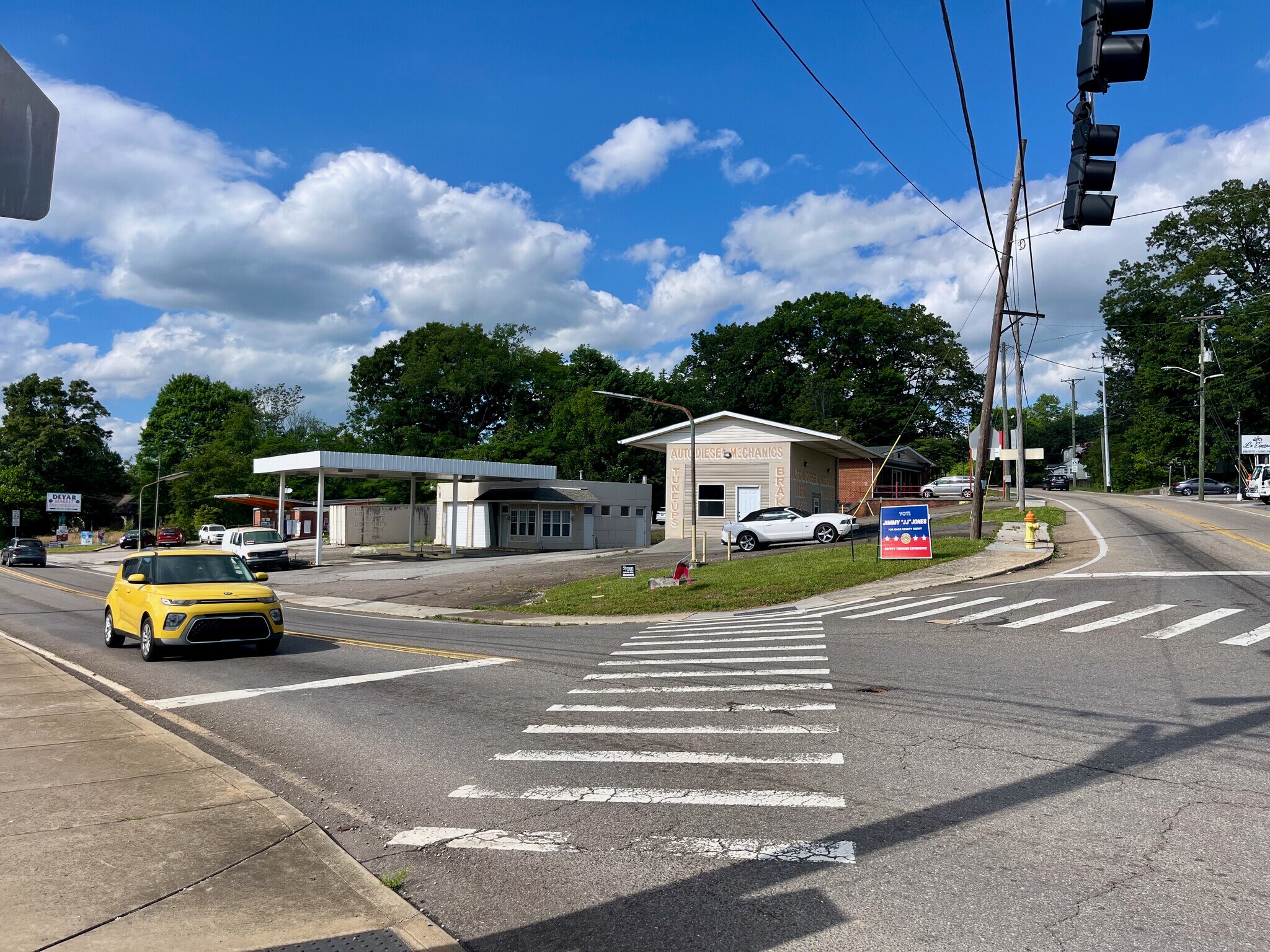 2700 Whittle Springs Rd, Knoxville, TN à vendre Photo principale– Image 1 sur 13