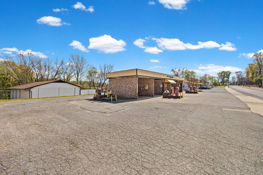 91 Corban Ave SW, Concord, NC à vendre - Photo de l’immeuble – Image 3 sur 25