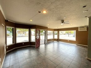 1519 Main St, Napa, CA à louer Photo intérieure– Image 1 sur 6
