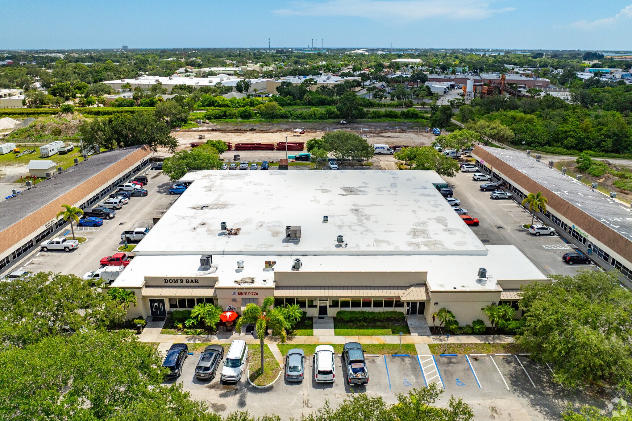 1402-1472 Old Dixie Hwy, Vero Beach, FL à louer Aérien– Image 1 sur 14