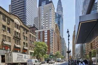 Plus de détails pour 128 E 45th St, New York, NY - Local commercial à louer