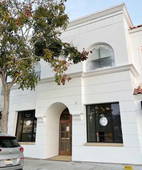 2600 E Coast Hwy, Corona Del Mar, CA à louer - Photo de l’immeuble – Image 2 sur 9
