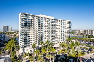 Plus de détails pour 3800 S Ocean Dr, Hollywood, FL - Bureau à louer