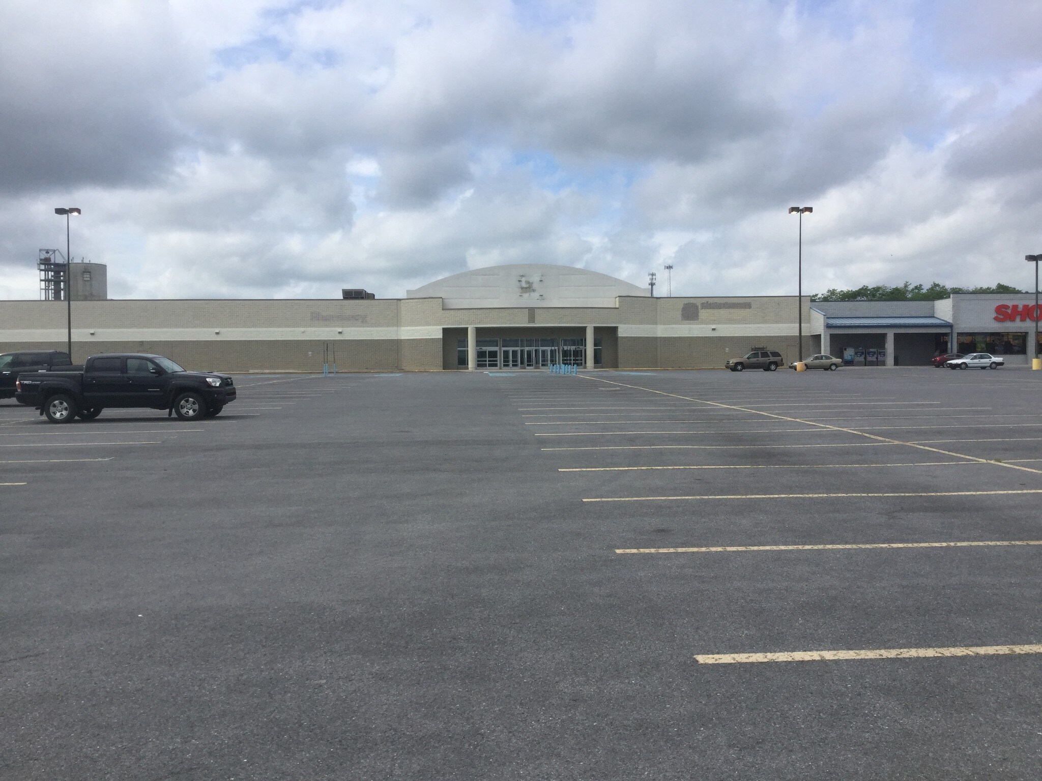 1287 Winchester Ave, Martinsburg, WV à louer Photo principale– Image 1 sur 3