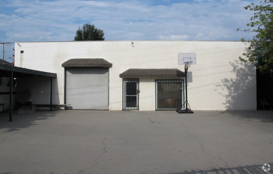 915-1011 N Willowbrook Ave portefeuille de 2 biens à vendre sur LoopNet.fr - Photo principale – Image 1 sur 2