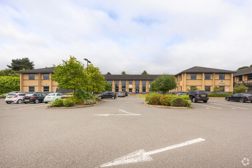 1-11 Kettering Pky, Kettering à vendre - Photo principale – Image 1 sur 26