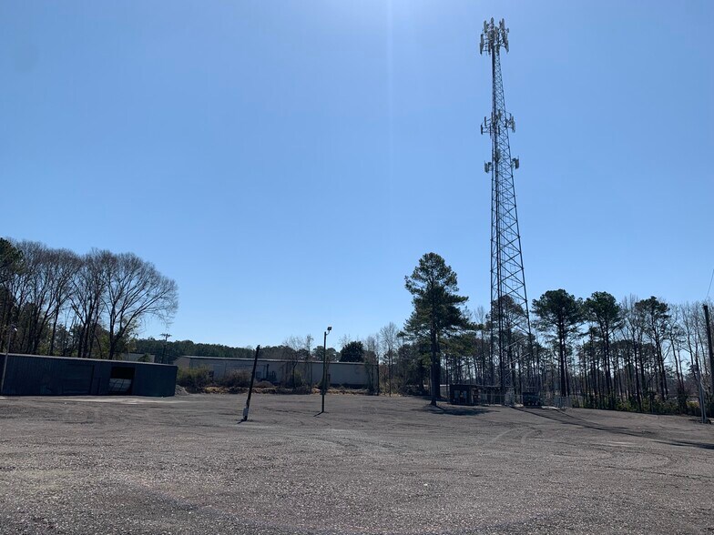 7365 Maddox Rd, Lithonia, GA à vendre - Photo de l’immeuble – Image 3 sur 8