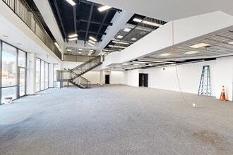 6909 Old Keene Mill Rd, Springfield, VA à louer Numérisation 3D Matterport– Image 1 sur 7