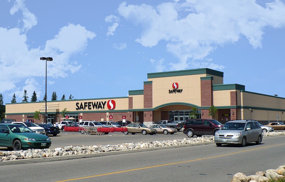 801-925 18th St N, Brandon, MB à louer - Photo de l’immeuble – Image 2 sur 22