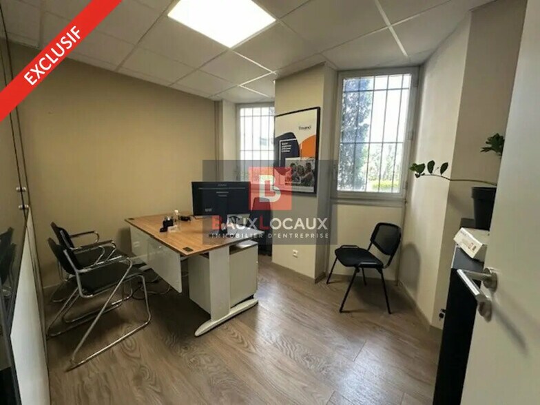 Bureau dans Avignon à vendre - Photo de l’immeuble – Image 1 sur 6