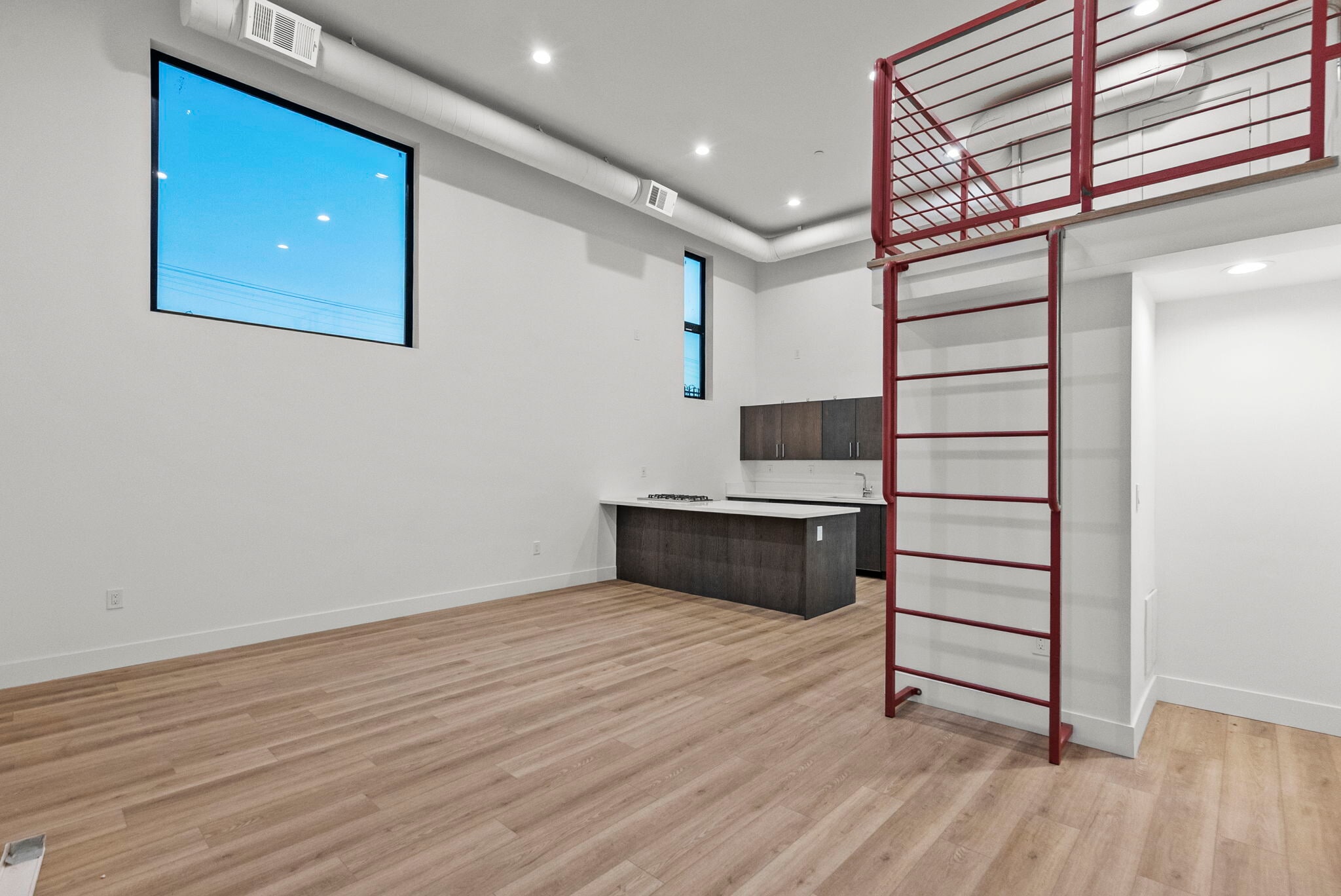 5617 Klump Ave, North Hollywood, CA à louer Photo intérieure– Image 1 sur 11