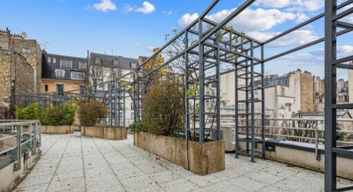 6 Rue Laferrière, Paris à louer - Photo de l’immeuble – Image 2 sur 28