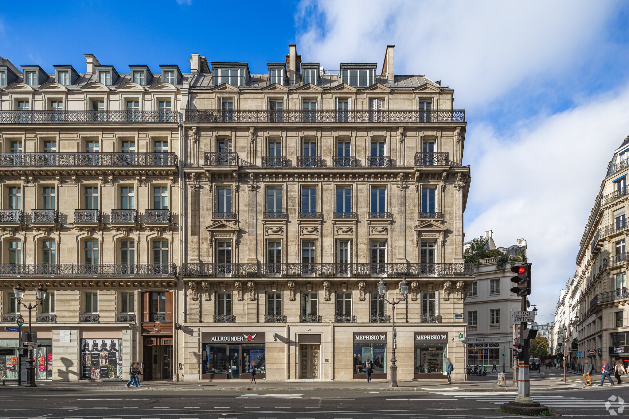 38 Rue Saint-Roch, Paris à vendre Photo principale– Image 1 sur 1
