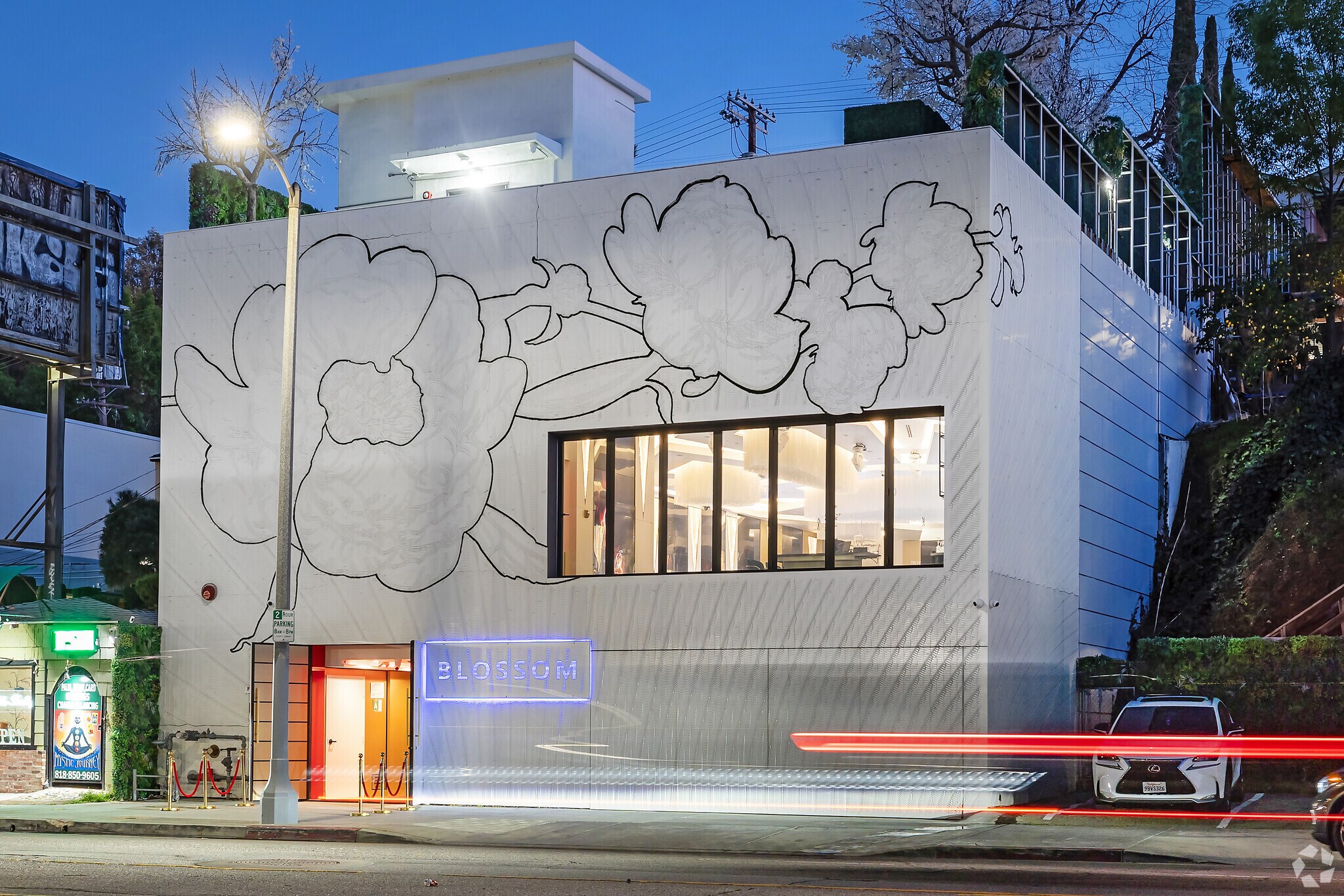 11150 Ventura Blvd, Studio City, CA à vendre Photo principale– Image 1 sur 19