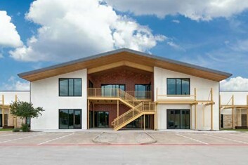 1900 E Howard Ln, Pflugerville, TX à louer - Photo de l’immeuble – Image 1 sur 5