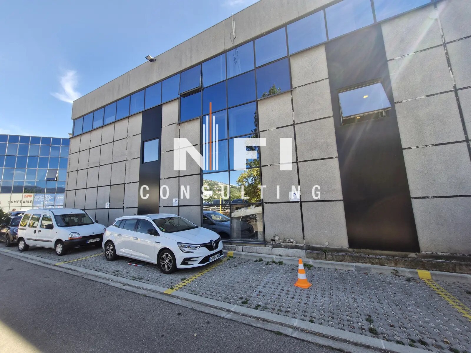 Local d’activités dans Nice à louer Photo de l’immeuble– Image 1 sur 4