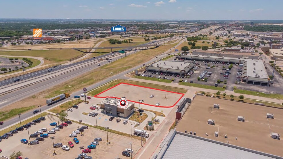 3143 W Airport Fwy, Irving, TX à louer - Photo principale – Image 1 sur 7
