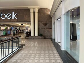 11025 Carolina Place Pky, Pineville, NC à louer Photo intérieure– Image 2 sur 3