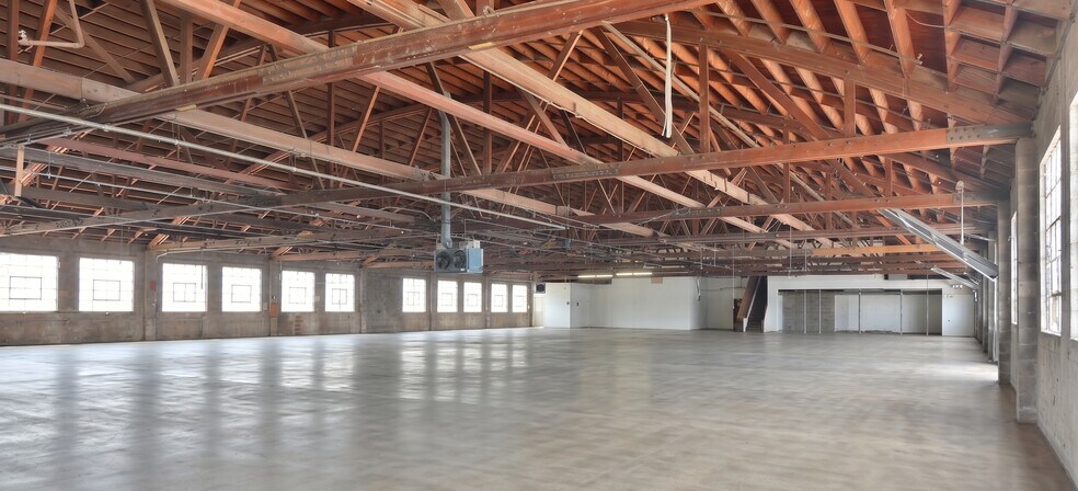 1656 W 134th St, Gardena, CA à vendre - Photo de l’immeuble – Image 2 sur 15