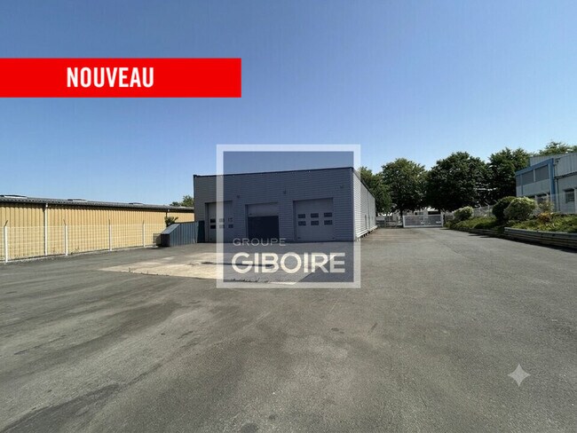 Plus de détails pour Industriel/Logistique à louer