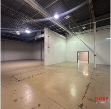 27 Industrial Blvd, Medford, NY à louer Photo de l’immeuble– Image 1 sur 3