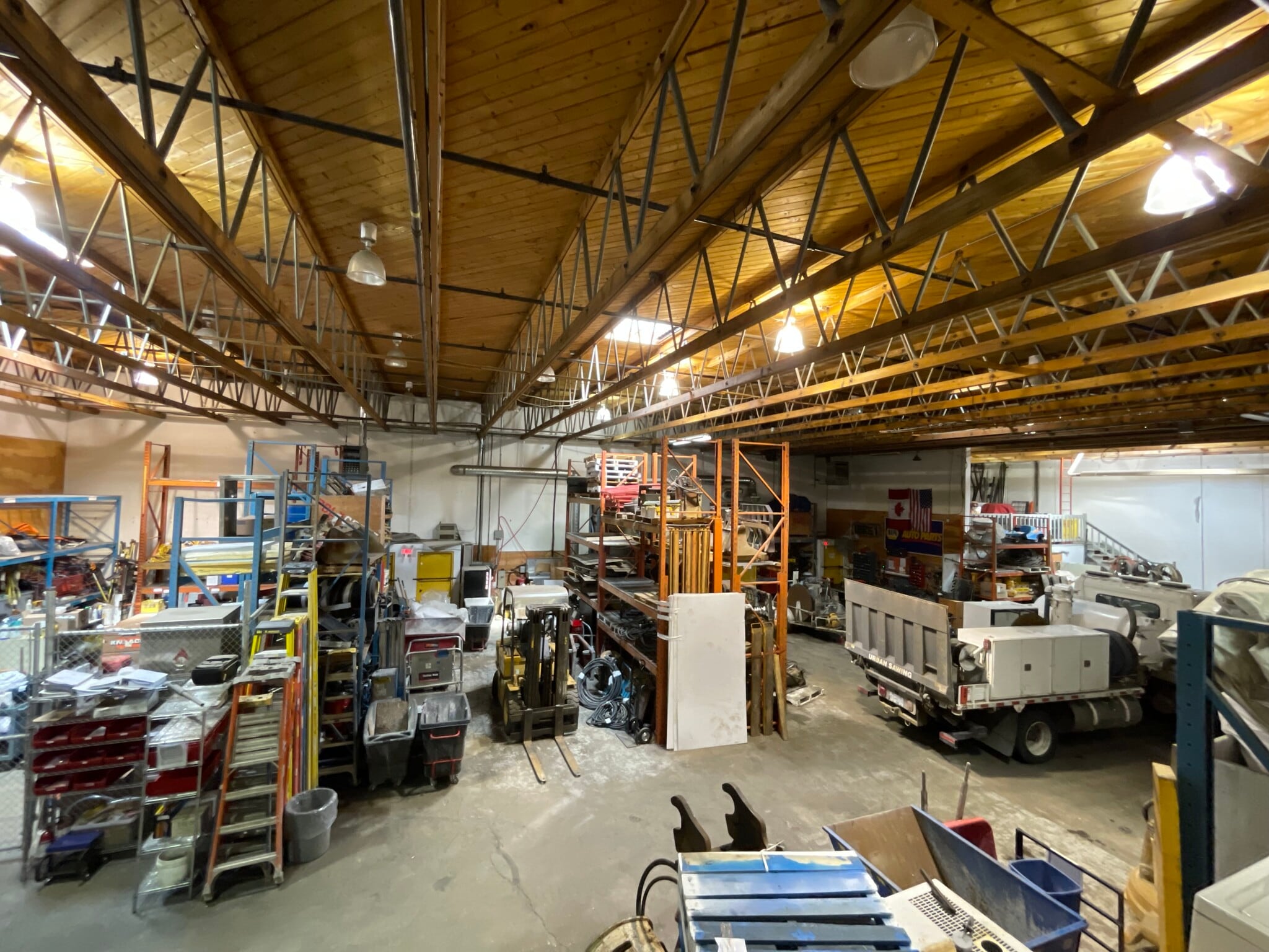 211 Schoolhouse St, Coquitlam, BC à louer Photo intérieure– Image 1 sur 4