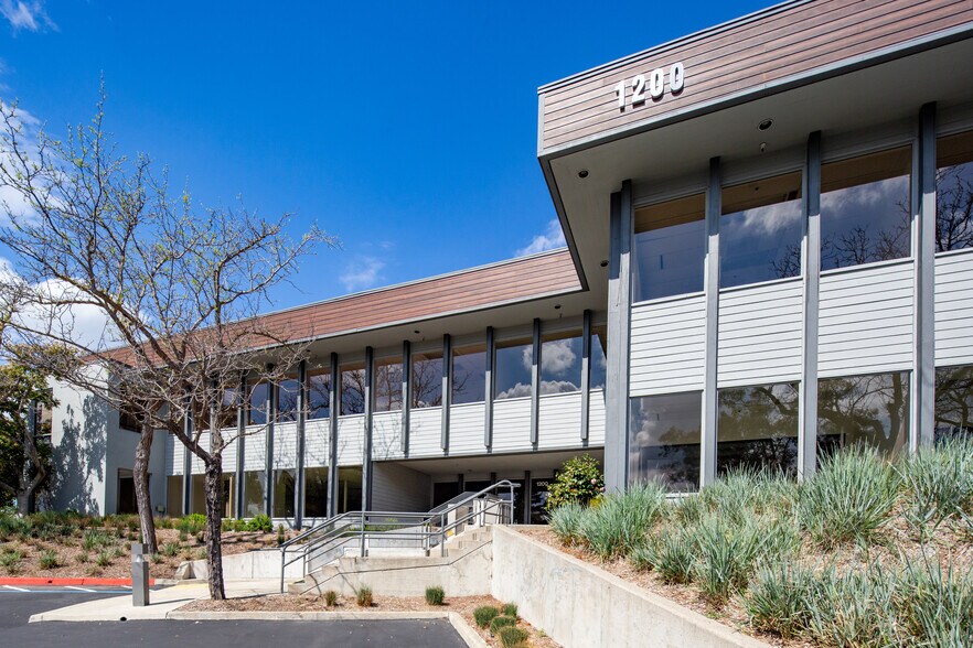 1200 Montego Way, Walnut Creek, CA à louer - Photo de l’immeuble – Image 3 sur 22