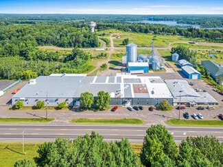 Plus de détails pour 1690 Elm St, Cumberland, WI - Industriel/Logistique à vendre