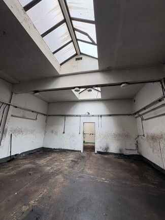 Plus de détails pour 28 Queen Charlotte St, Edinburgh - Industriel/Logistique à vendre
