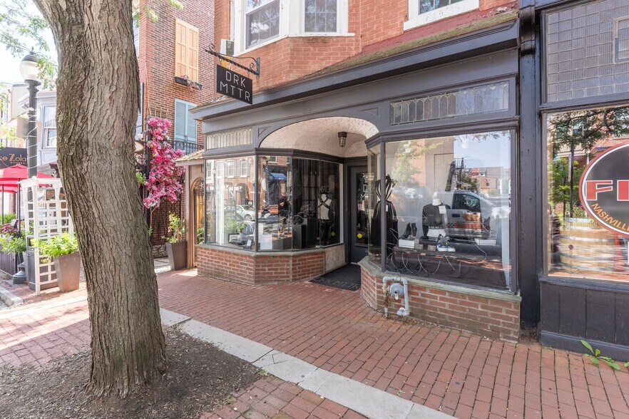 128 E Gay St, West Chester, PA à vendre - Photo de l’immeuble – Image 2 sur 11