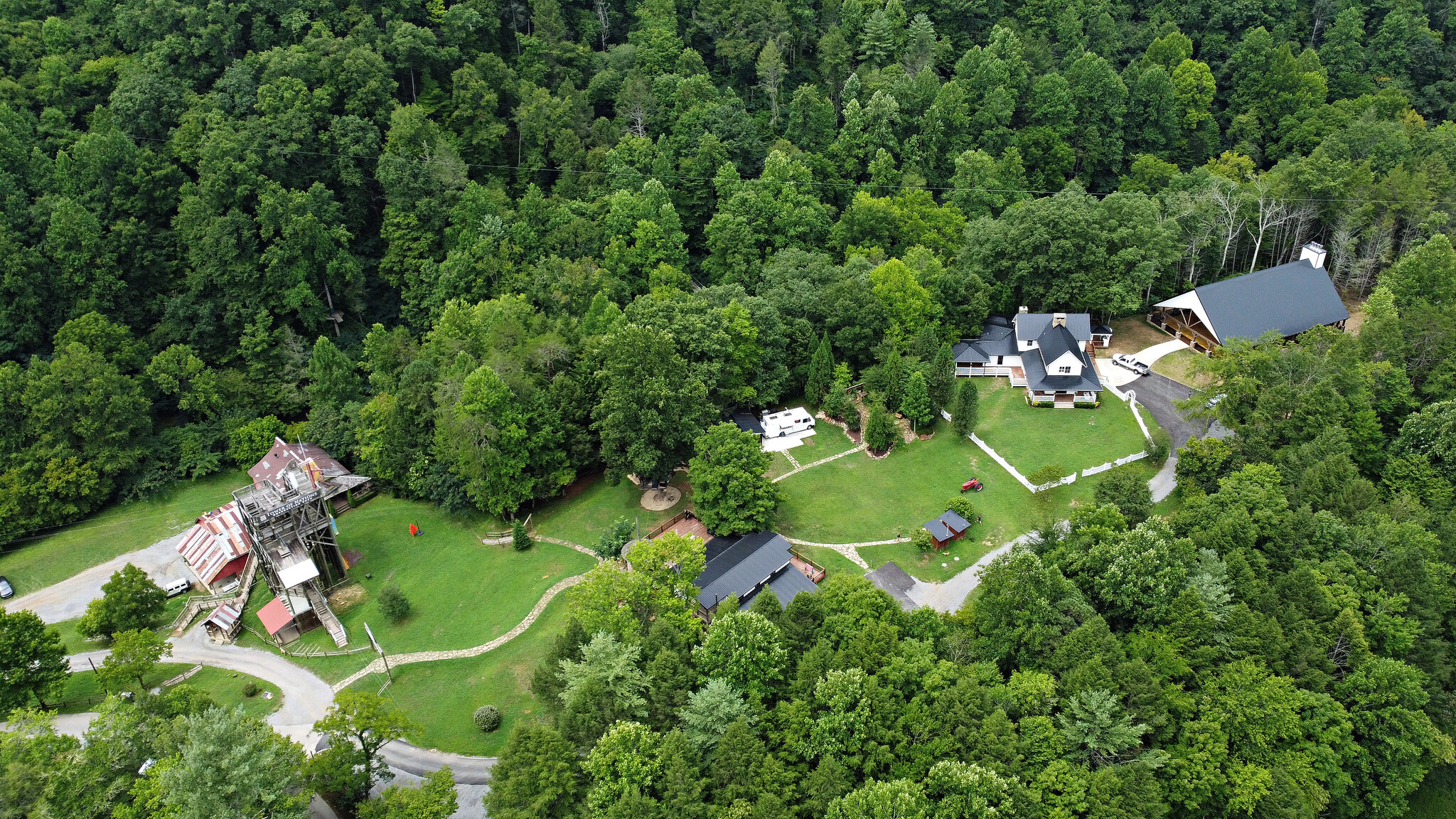 3757 Thomas Ln, Sevierville, TN à vendre Photo principale– Image 1 sur 71