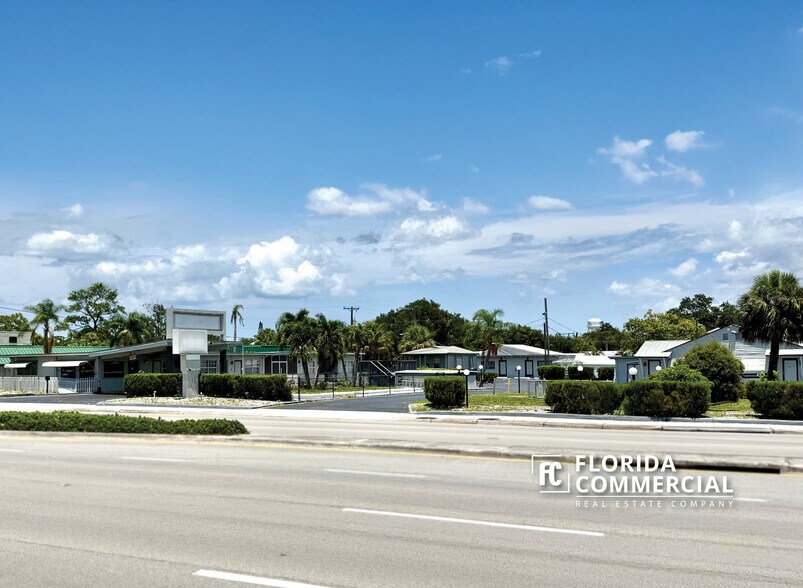 627 S Federal Hwy, Stuart, FL à vendre - Photo de l’immeuble – Image 2 sur 34