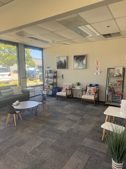 1200 Industrial Rd, San Carlos, CA à louer - Photo intérieure – Image 3 sur 21