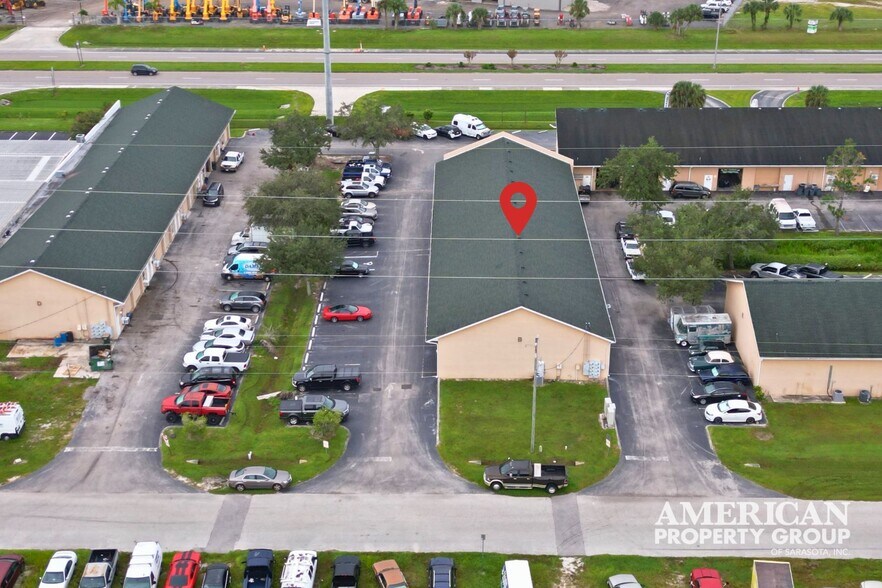 19800 Veterans Blvd, Port Charlotte, FL à vendre - Photo de l’immeuble – Image 3 sur 4
