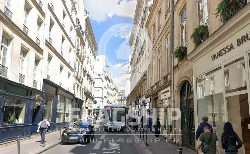 Local commercial dans Paris à louer - Photo de l’immeuble – Image 1 sur 2